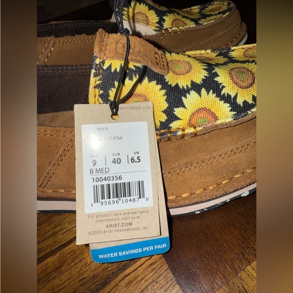SOLDNWT Ariat sun flowers cruiser leather and textile upper size 9 - Picture 7 of 9